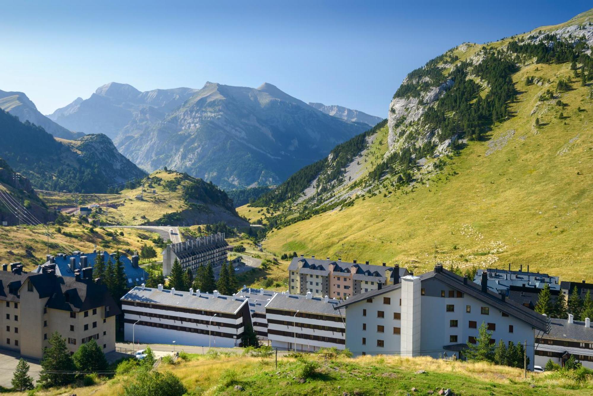 Hotel Edelweiss Candanchú Kültér fotó